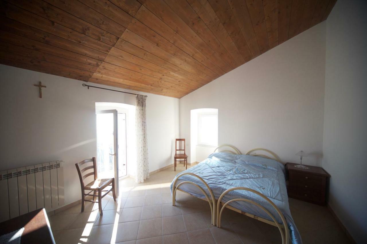 Bed and Breakfast Al Vecchio Convento Mare E Monti Ортоново Экстерьер фото